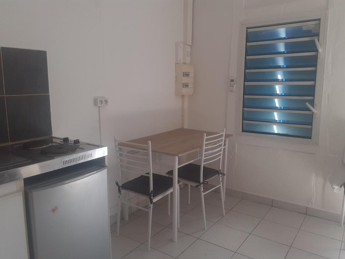 Petit Studio Куру Екстер'єр фото